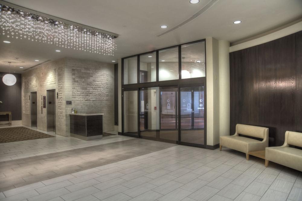Doubletree By Hilton Washington Dc - Crystal City Arlington Exterior photo
